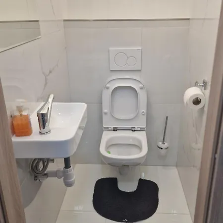 Laura Apartman